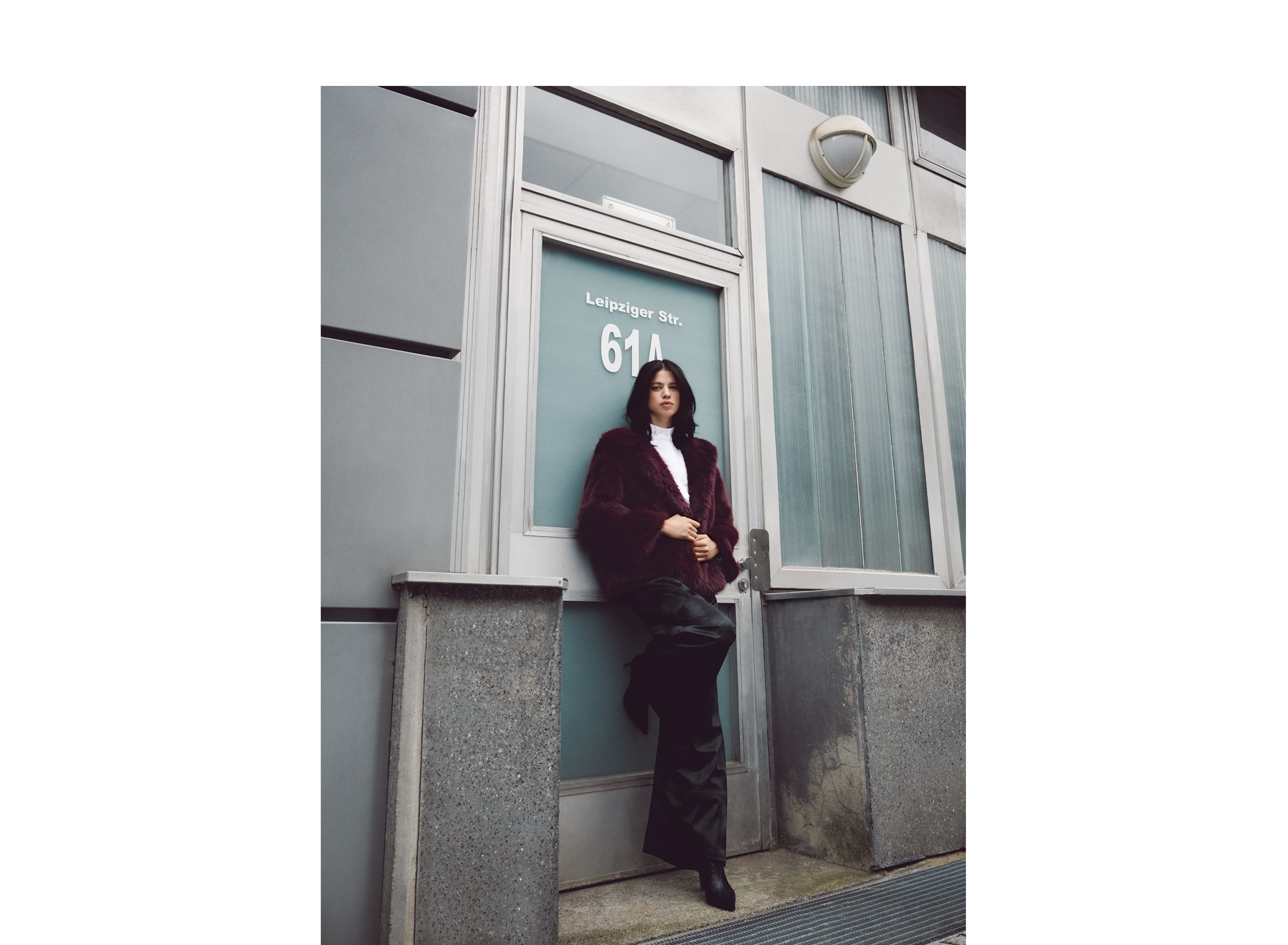 11_WOMAN_Berlin_mobile.jpg