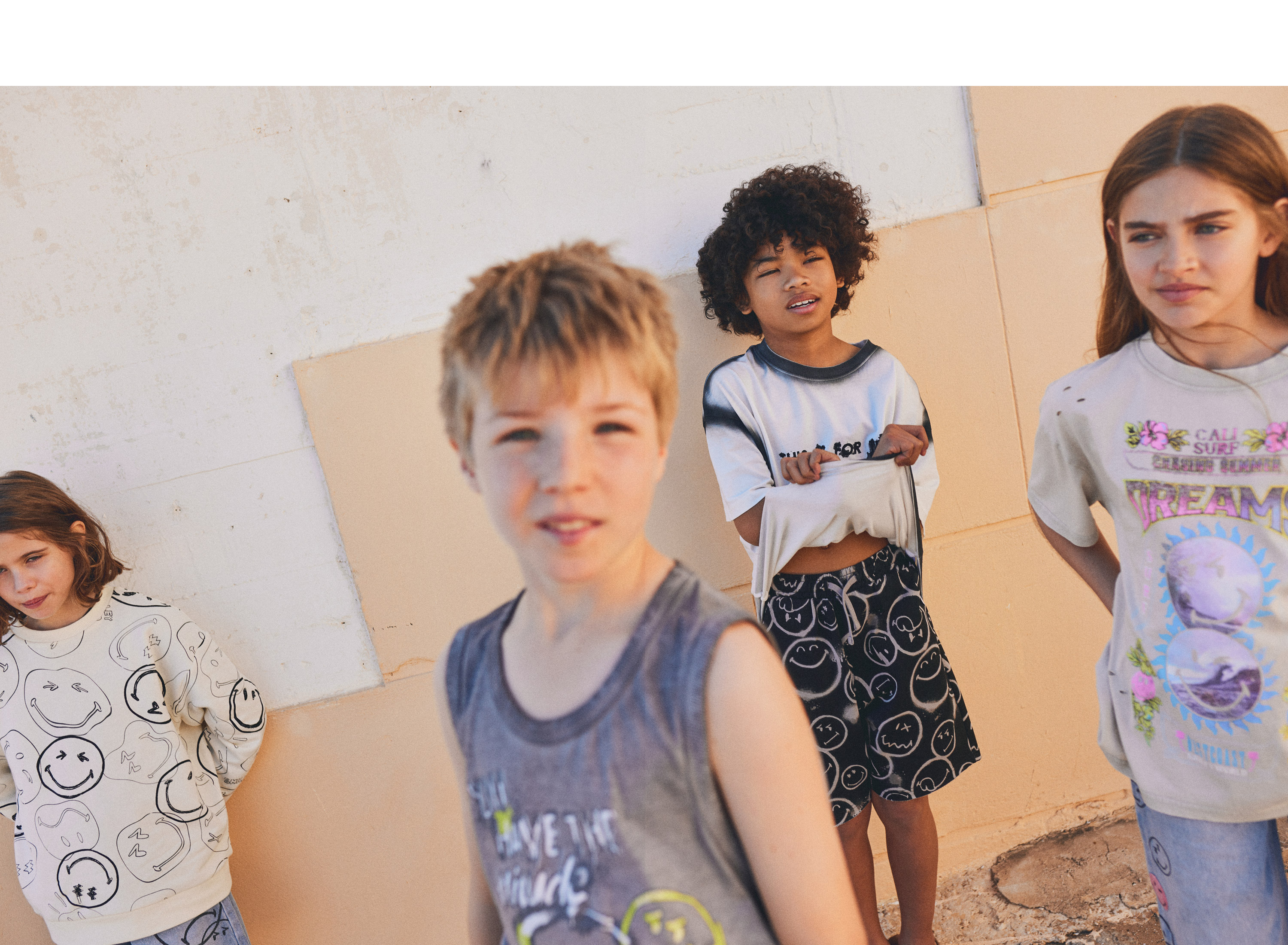 27-28_kids_desktop.jpg