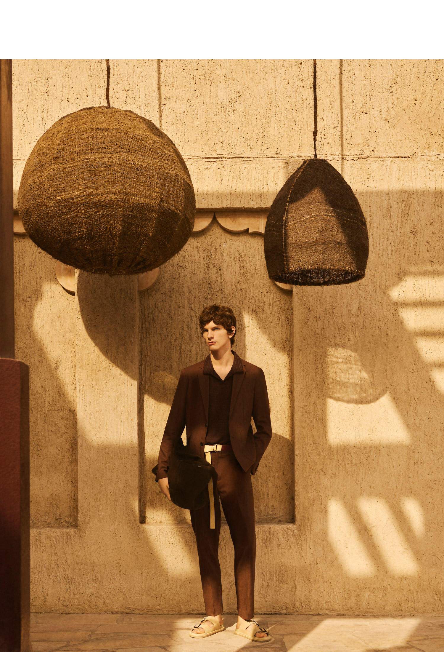04_mobile_man.jpg