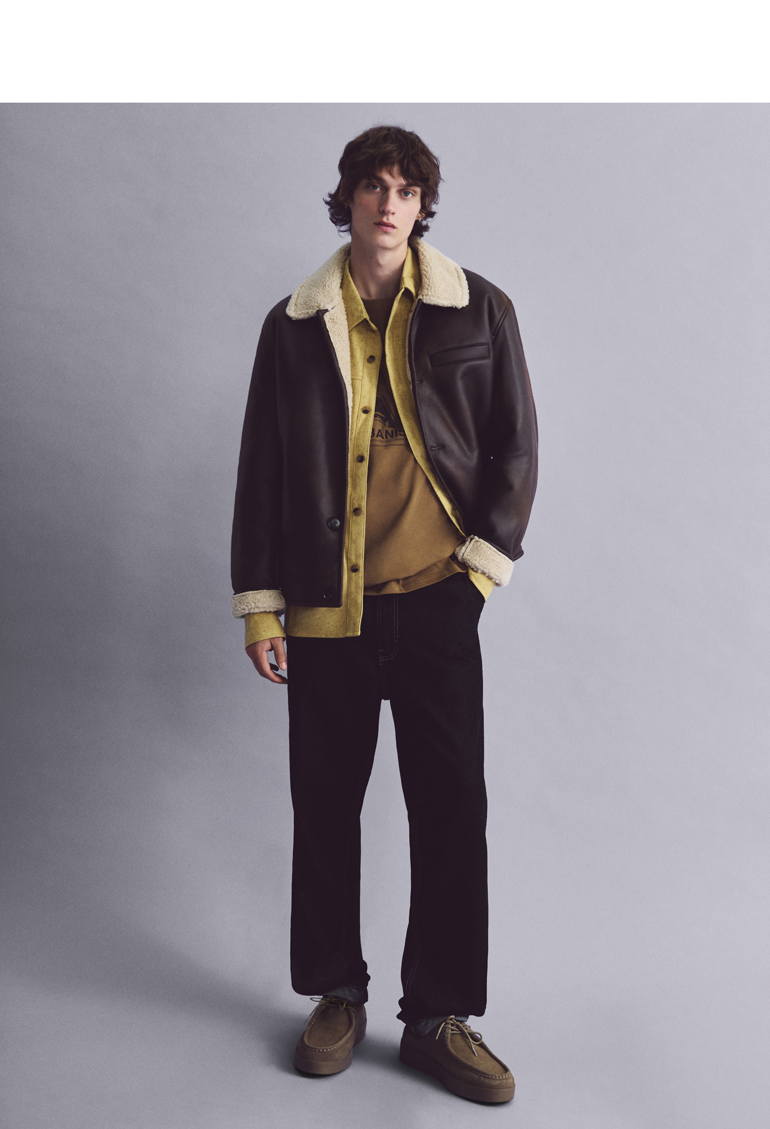 08_MAN_yellow_lilac_mobile.jpg