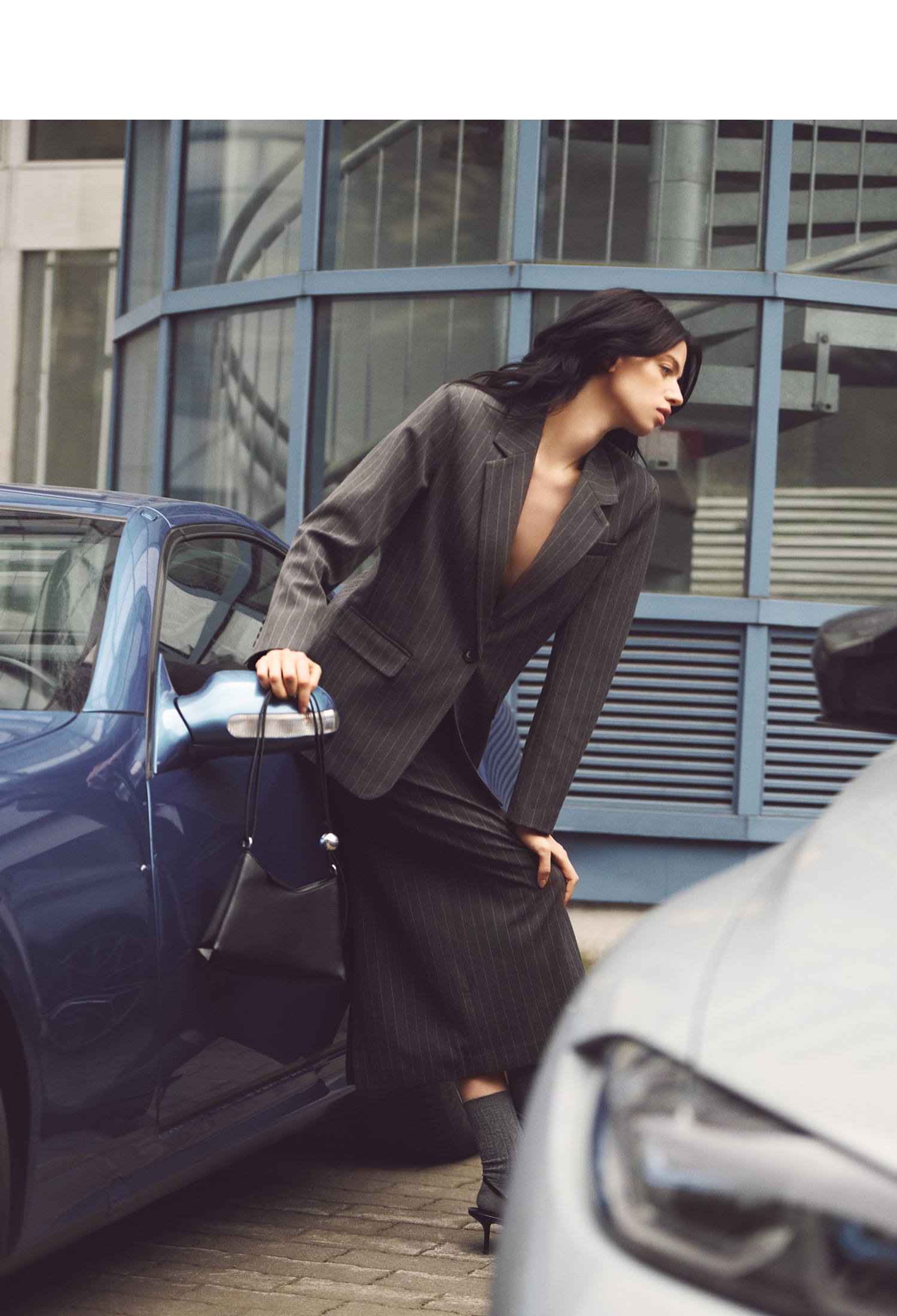 10_WOMAN_Berlin_,mobile.jpg